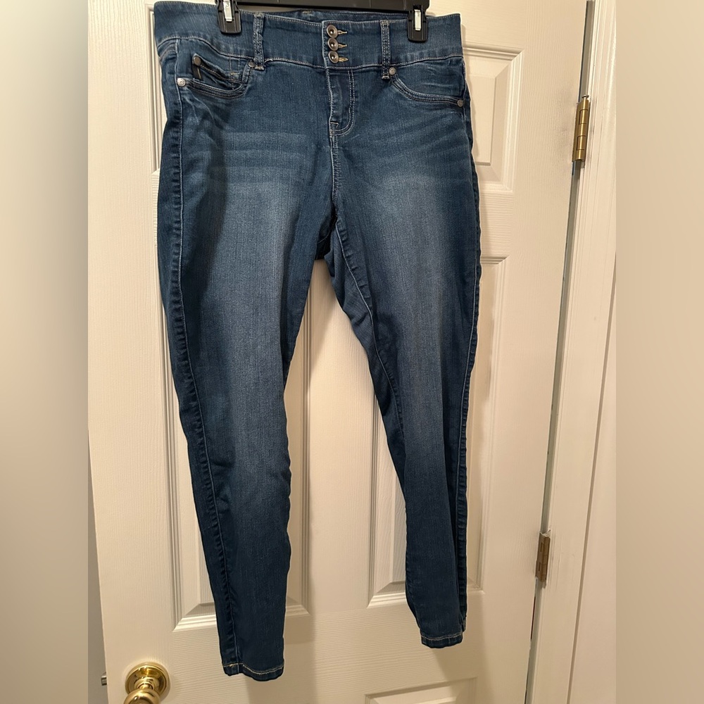 Torrid Blue Jegging Skinny Jeans - size 14